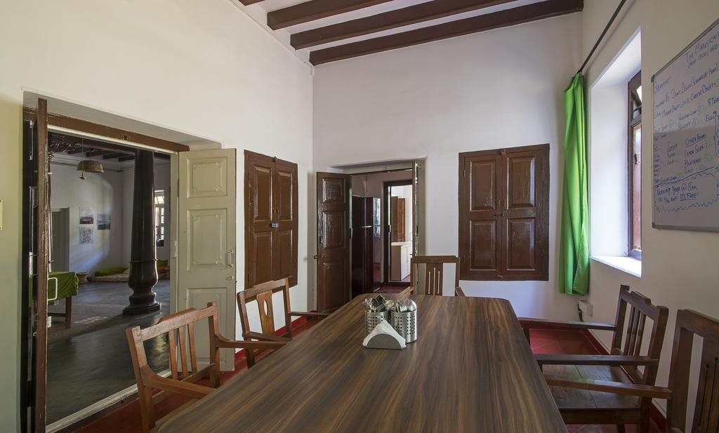 The Mansion 1907 Hostel Мисор Екстериор снимка