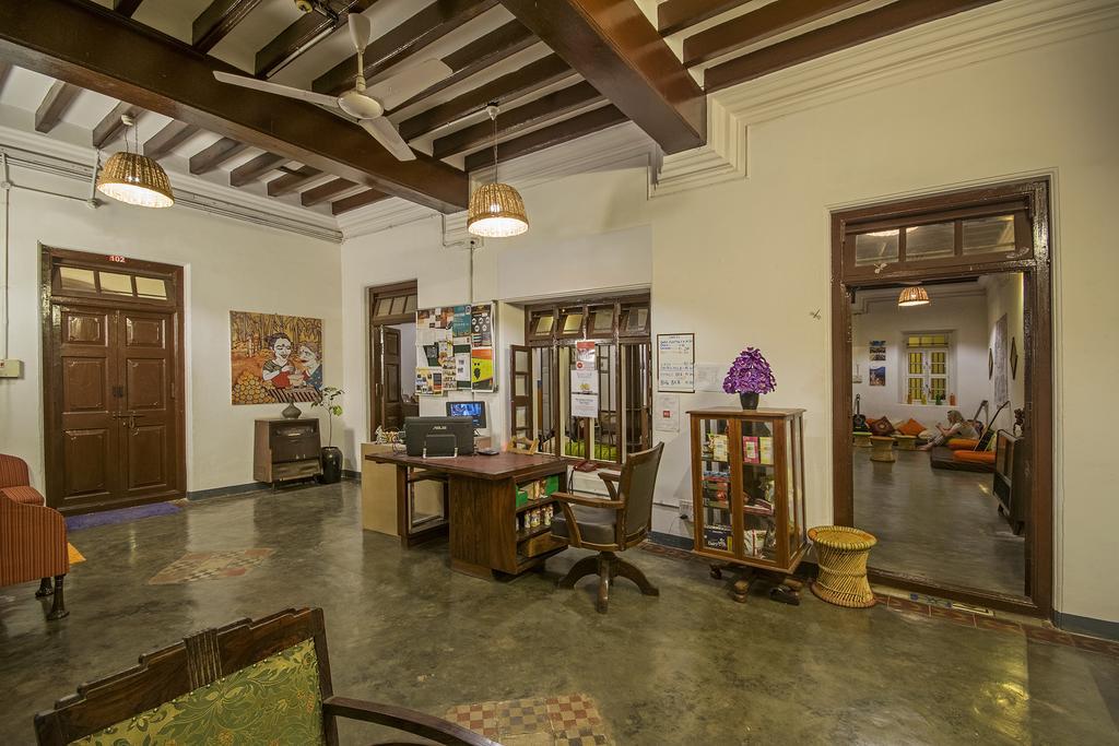 The Mansion 1907 Hostel Мисор Екстериор снимка